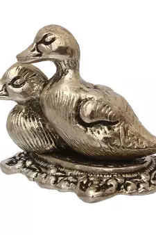 eCraftIndia Set Of 2 Loving Metal Swans