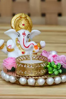 eCraftIndia Lord Ganesha Idol on DECORative Plate with Tea Light Holder