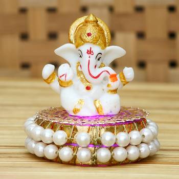 eCraftIndia Lord Ganesha Idol on DECORative Handcrafted Plate for Home and Car 3