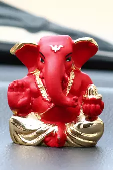eCraftIndia Gold Plated Red Appu Ganesha DECORative Showpiece for Home Temple Office Car Dashboard
