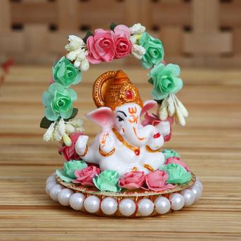 eCraftIndia Lord Ganesha Idol on DECORative Handcrafted Plate with Throne of Pink and Green Flowers 2