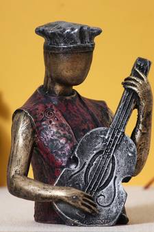 eCraftIndia Man with Hat playing Guitar DECORative Statue
