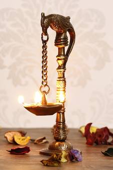 eCraftIndia DECORative Handcrafted Brass Parrot Showpiece Diya for 5 wicks with Stand