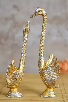 eCraftIndia Dancing Cute Love Birds 7 5 Inch DECORative Figurine Showpiece
