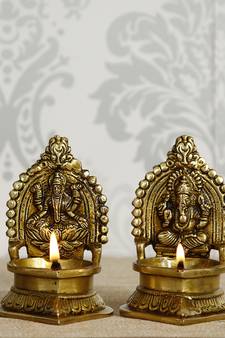 eCraftIndia Laxmi Ganesha Deepak Handcrafted Brass Showpiece