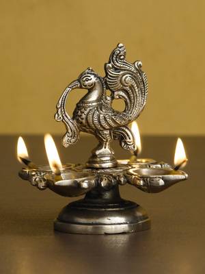 eCraftIndia DECORative Handcrafted Peocock Brass Showpiece with Diya for 4 Wicks 1