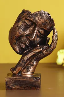 eCraftIndia Rustic Look Human Face Resting on Hands Handcrafted Polyresin Showpiece