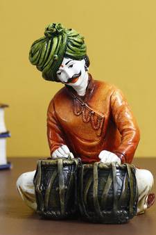 eCraftIndia 7 5 Inch Rajasthani Men Musician Playing Tabla Handcrafted DECORative Polyresin Showpiece