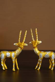 eCraftIndia Set of 2 Engraved Golden Deer Handcrafted DECORative Metal Figurine
