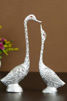 eCraftIndia 10 5 Inch Silver Kissing Swan Couple Handcrafted DECORative Figurine