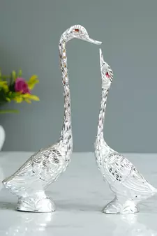 eCraftIndia 10 5 Inch Silver Kissing Swan Couple Handcrafted DECORative Figurine