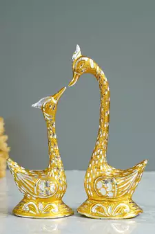 eCraftIndia 12 Inch Golden Kissing Swan Couple Handcrafted DECORative Figurine
