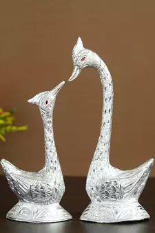 eCraftIndia 12 Inch Silver Kissing Swan Couple Handcrafted DECORative Figurine