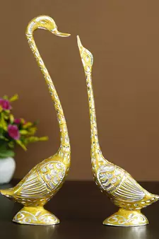 eCraftIndia 14 Inch Golden Kissing Swan Couple Handcrafted DECORative Figurine