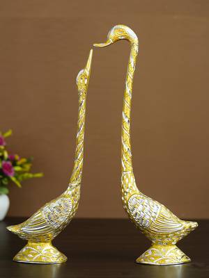 eCraftIndia 16 5 Inch Golden Kissing Swan Couple Handcrafted DECORative Figurine 1