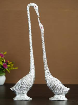 eCraftIndia 19 Inch Silver Kissing Swan Couple Handcrafted DECORative Figurine 1