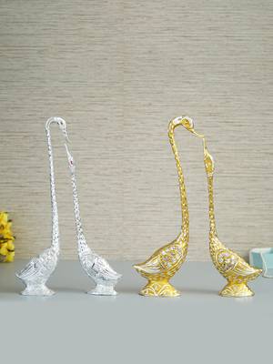 eCraftIndia Set of Two 19 Inch Silver Kissing Swan Couple Handcrafted DECORative Figurine 1