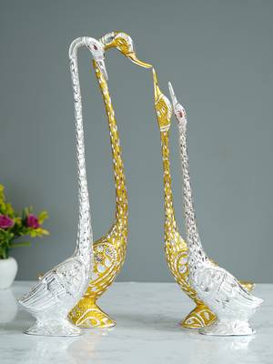 eCraftIndia Set of Two 19 Inch Silver Kissing Swan Couple Handcrafted DECORative Figurine 2