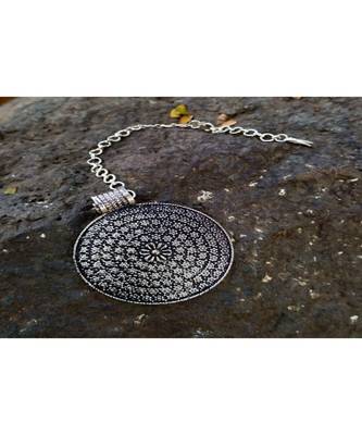 German SilverFlower Pattern Self Carved Banjara Style Maangteeka Maathapatti 1