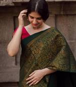 Valiba Beautiful Dark Green & Golden Jacquard Work Silk Designer Sarees