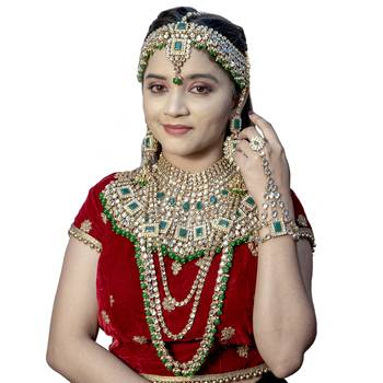 Green Kundan Bridal Jewellery Neckalce set 1