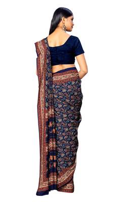 Blue printed crepe saree with blouse 4
