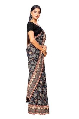 Black printed crepe saree with blouse 3