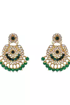 Traditonal Gold Plated Green Stone Studded Choker with Earring Maagtika