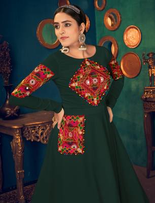Green embroidered georgette EVENING LONG GOWN 2