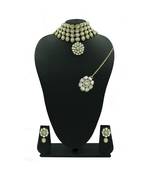 Gold Kundan Choker Neckalce Jewellery set
