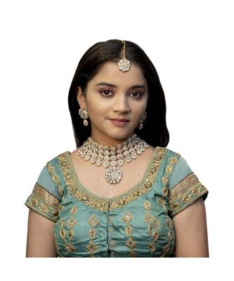 Gold Kundan Choker Neckalce Jewellery set 2