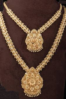 Gold agate necklaces