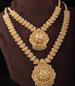 Gold agate necklaces