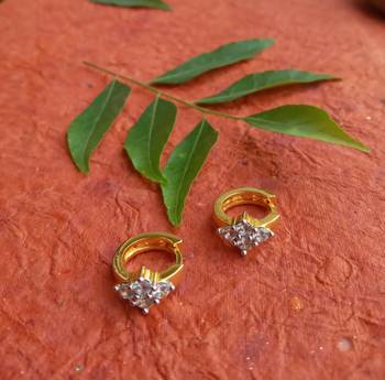 Gold earrings 1
