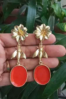 Gold earrings
