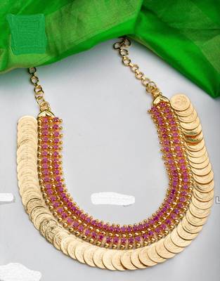 Red agate necklaces 1