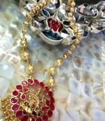 Gold agate necklaces