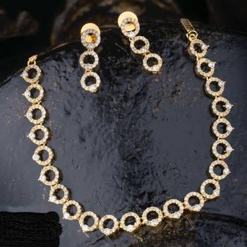 White agate necklaces 1