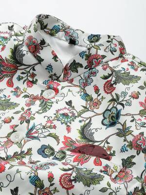 White Polyester  printed stitched  blazer 2