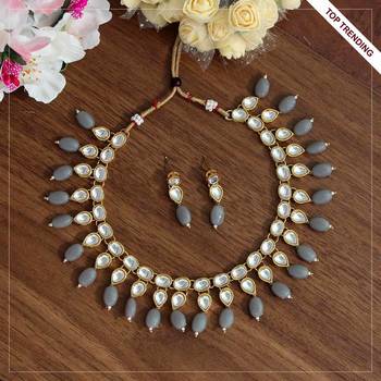 Grey necklace-sets 1