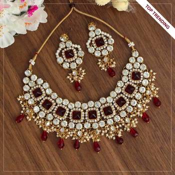Maroon necklace-sets 1