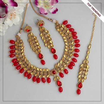 Red necklace-sets 1