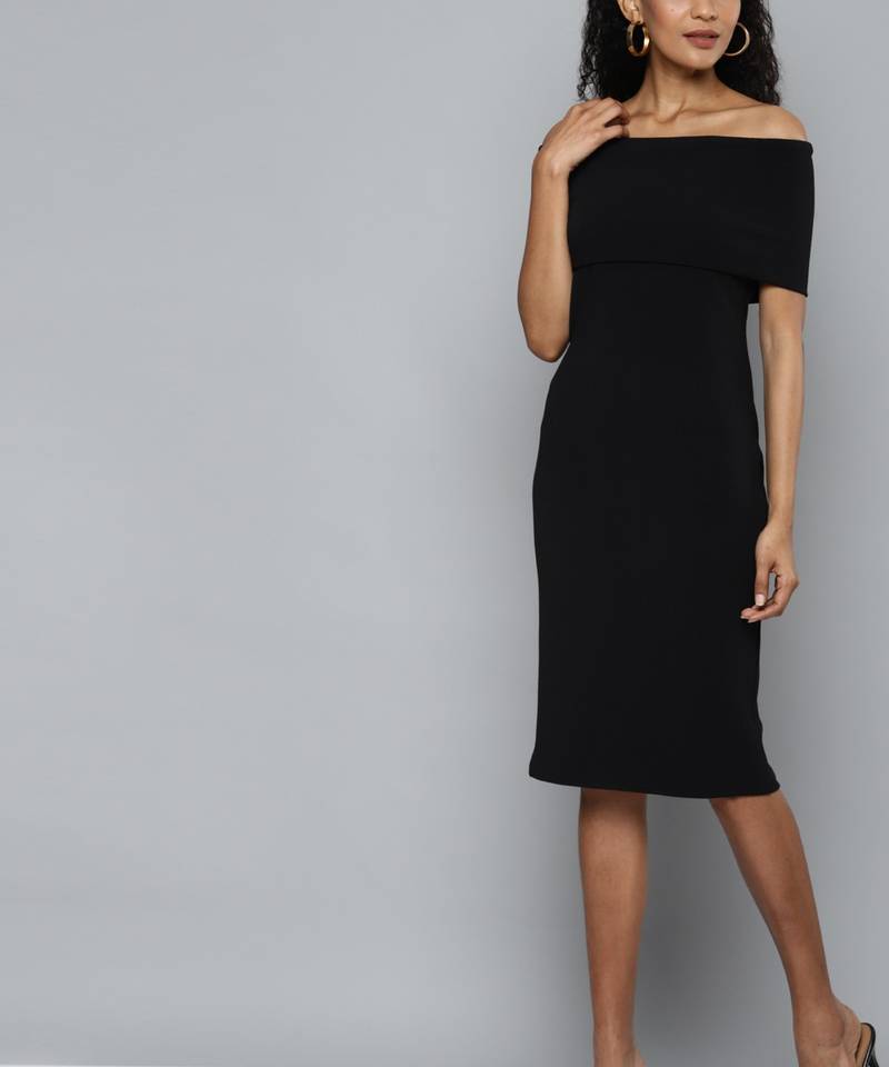 Black Crepe plain stitched   Dress