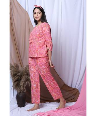 Peach Floral Printed Loungewear Set With Hairband 3
