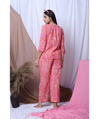 Peach Floral Printed Loungewear Set With Hairband 4
