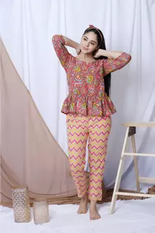 Coral Floral Printed Loungewear Set With Hairband