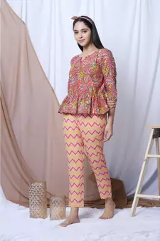 Coral Floral Printed Loungewear Set With Hairband
