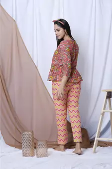Coral Floral Printed Loungewear Set With Hairband