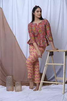 Coral Floral Printed Loungewear Set With Hairband