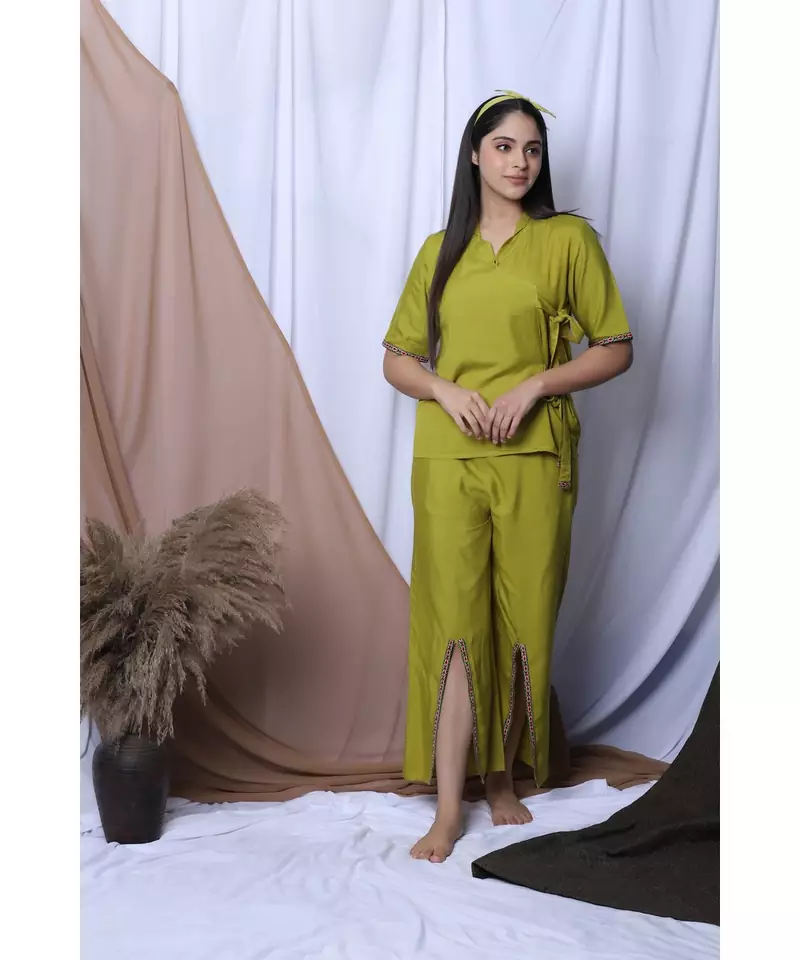 LIME GREEN SOLID LOUNGEWEAR SET WITH HAIRBAND